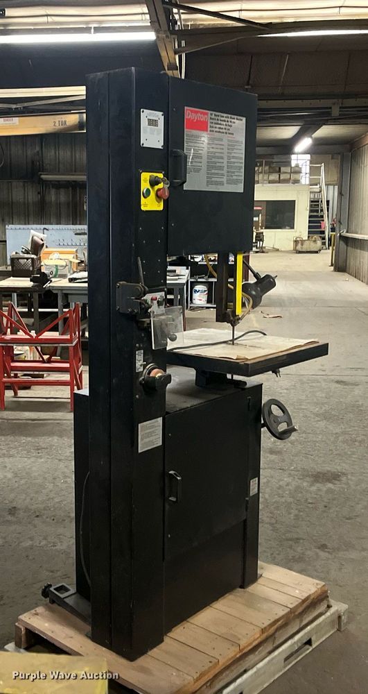 image for item JT9084 Dayton  4TK02A 18