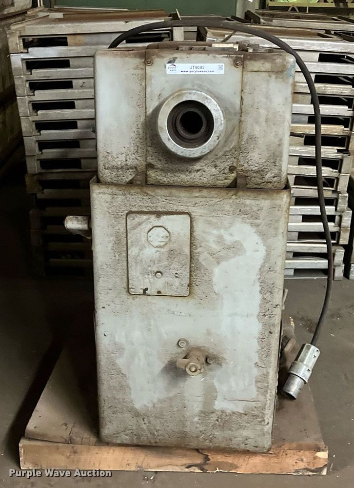 image for item JT9085 Oster PP-74 rapiduction threading machine