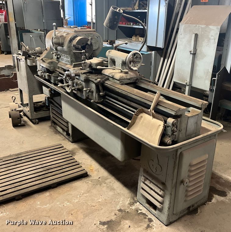 image for item JT9104 LeBlond  lathe
