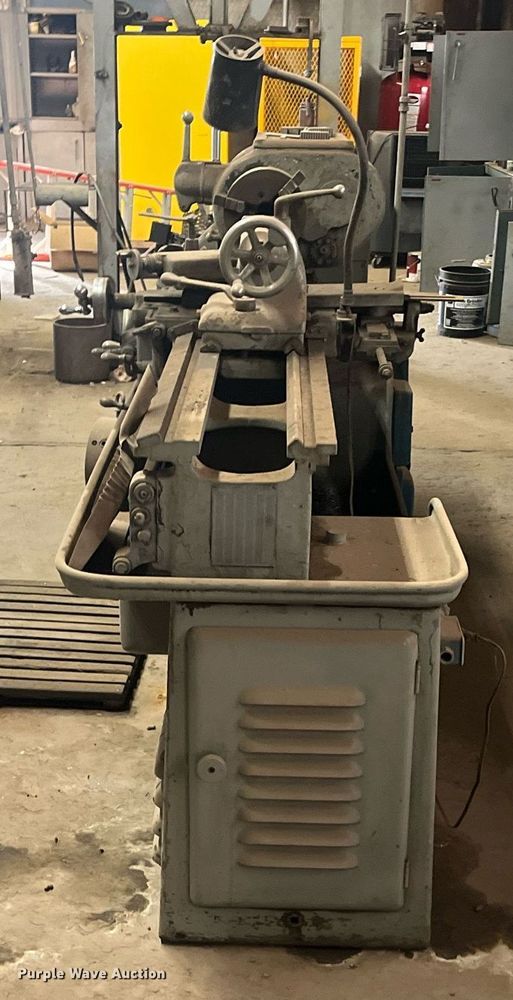 image for item JT9104 LeBlond  lathe