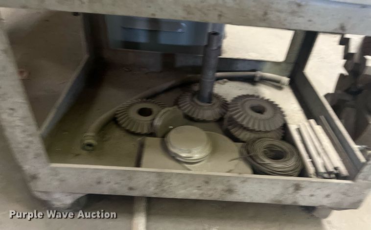 image for item JT9104 LeBlond  lathe