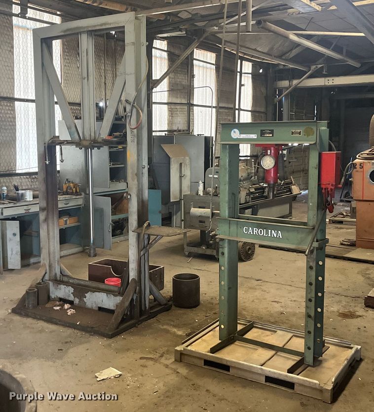 image for item JT9112 Carolina press