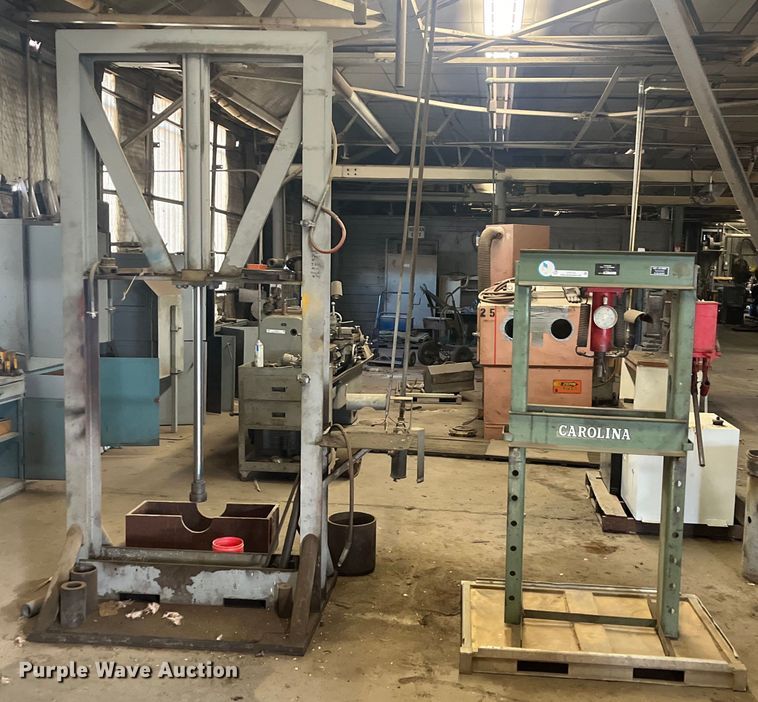 image for item JT9112 Carolina press