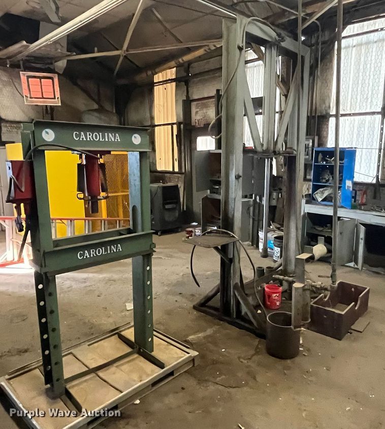 image for item JT9112 Carolina press