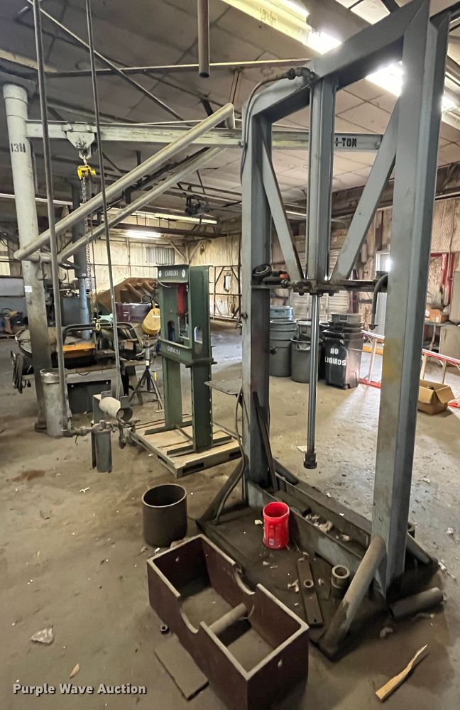 image for item JT9112 Carolina press