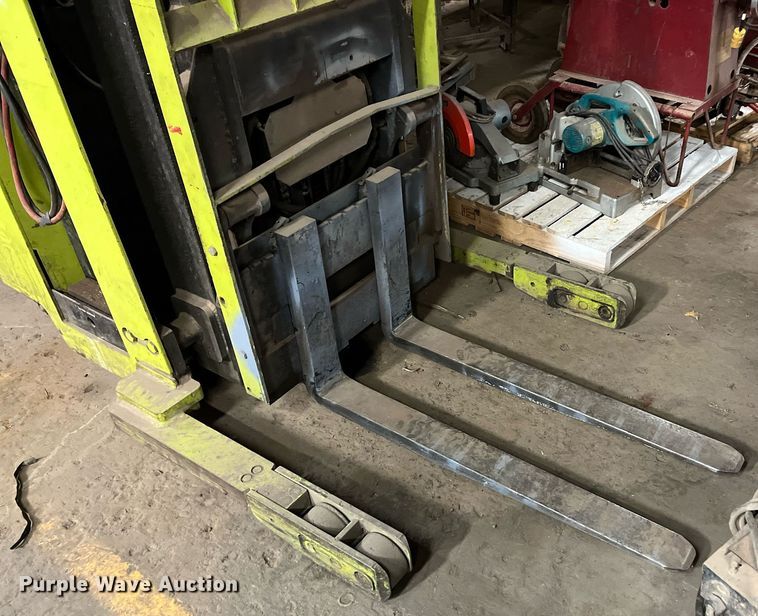 image for item JT9114 Clark  NP300D30 forklift