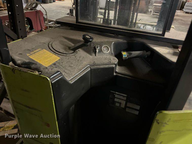 image for item JT9114 Clark  NP300D30 forklift