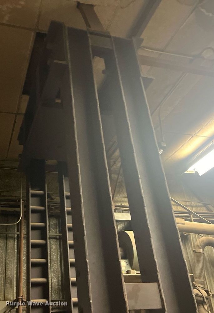 image for item JT9126 Hydraulic press