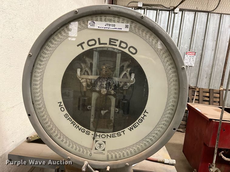 image for item JT9133 Toledo scale
