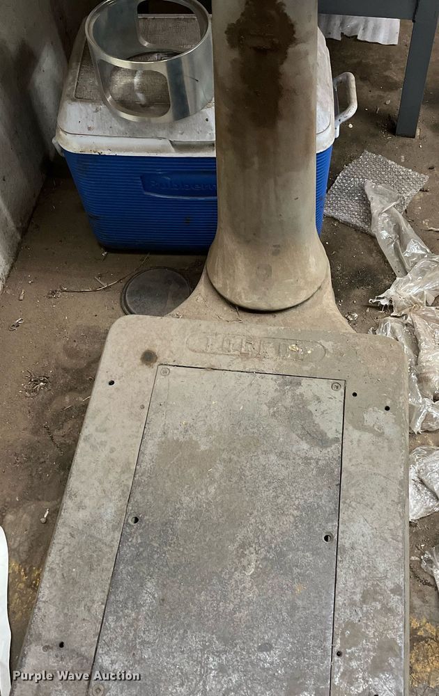 image for item JT9133 Toledo scale