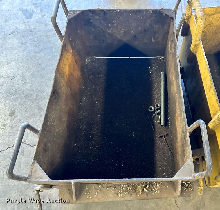 image for item JT9138 LeBlond lathe