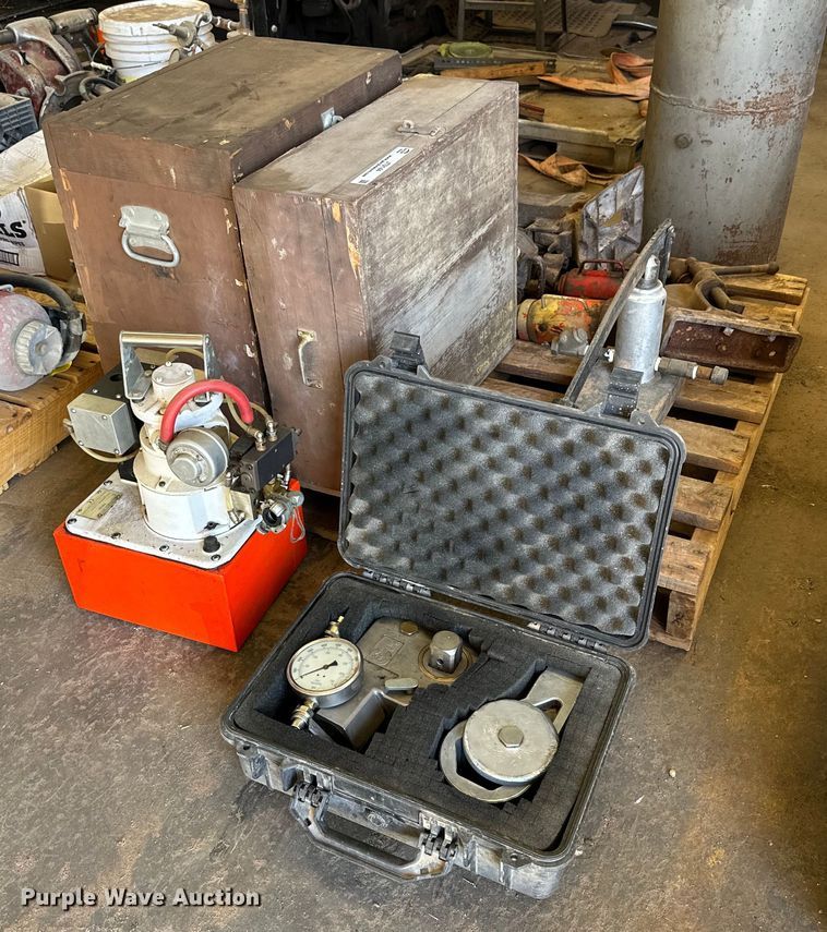 image for item JT9144 SPX Power Team B Tools