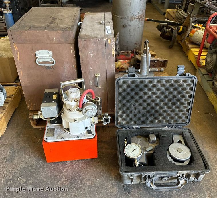 image for item JT9144 SPX Power Team B Tools