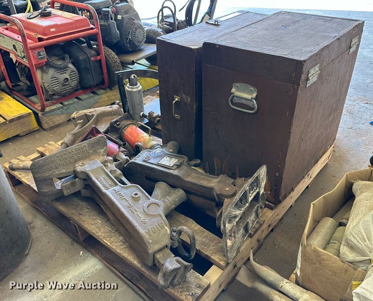 image for item JT9144 SPX Power Team B Tools