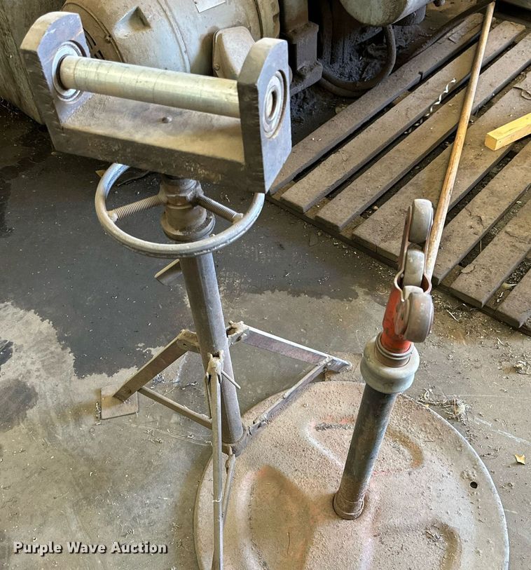 image for item JT9151 Ridgid  200 pipe threader