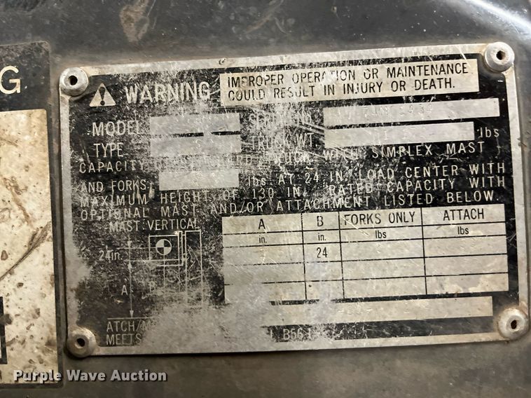 image for item JT9155 Caterpillar  60 forklift