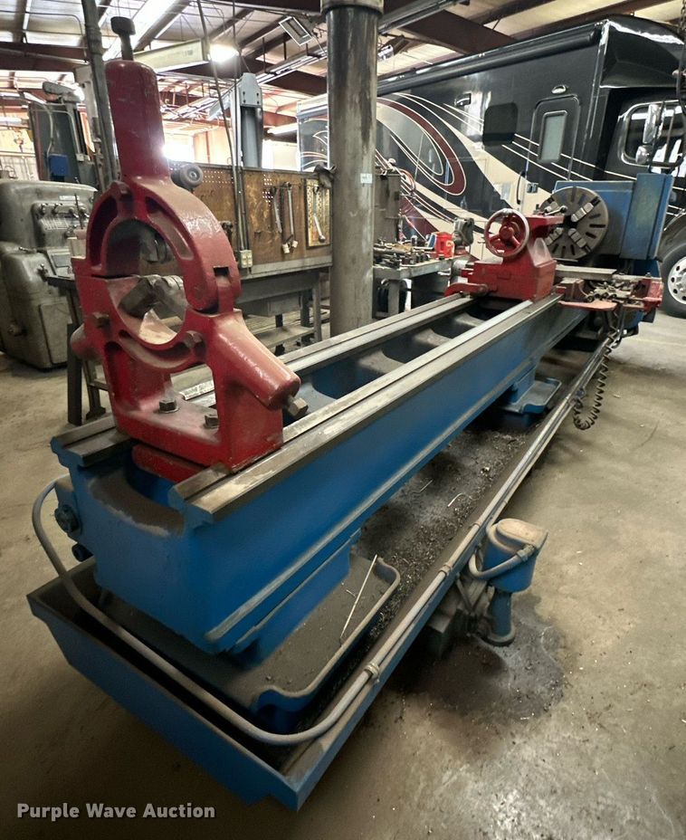 image for item JT9156 Cincinnati  LR lathe