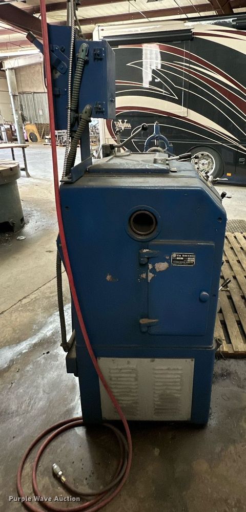 image for item JT9158 Ta Shing 2180 lathe