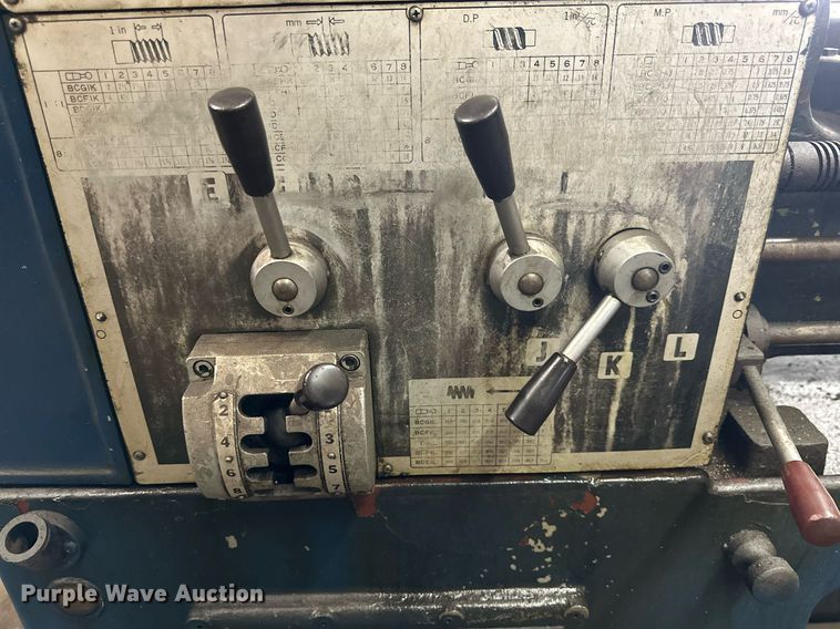 image for item JT9158 Ta Shing 2180 lathe