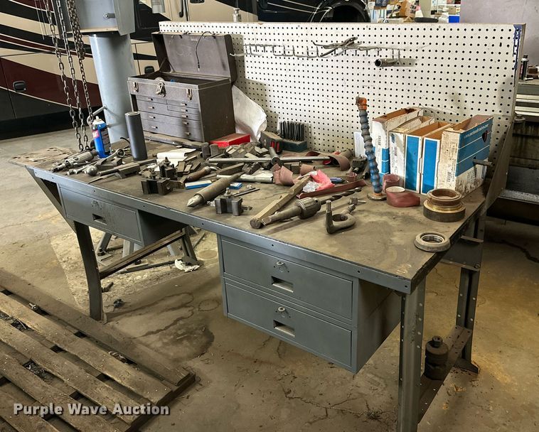 image for item JT9158 Ta Shing 2180 lathe