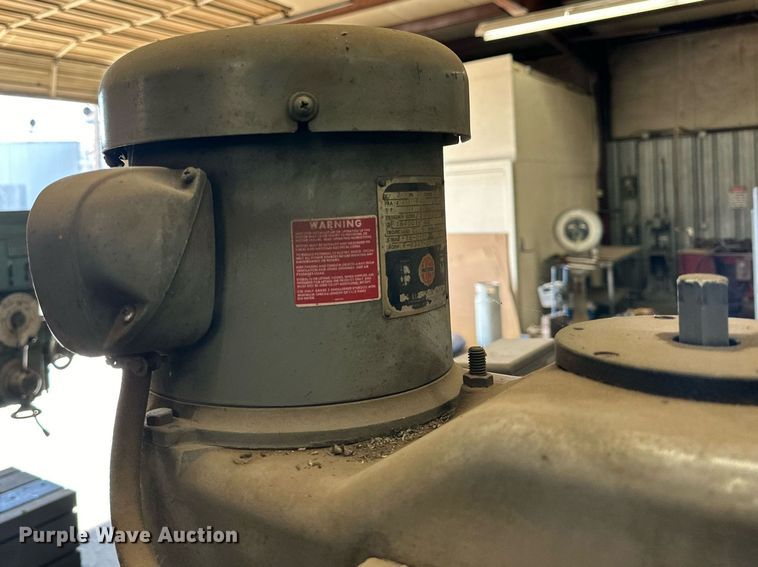 image for item JT9162 Bridgeport milling machine