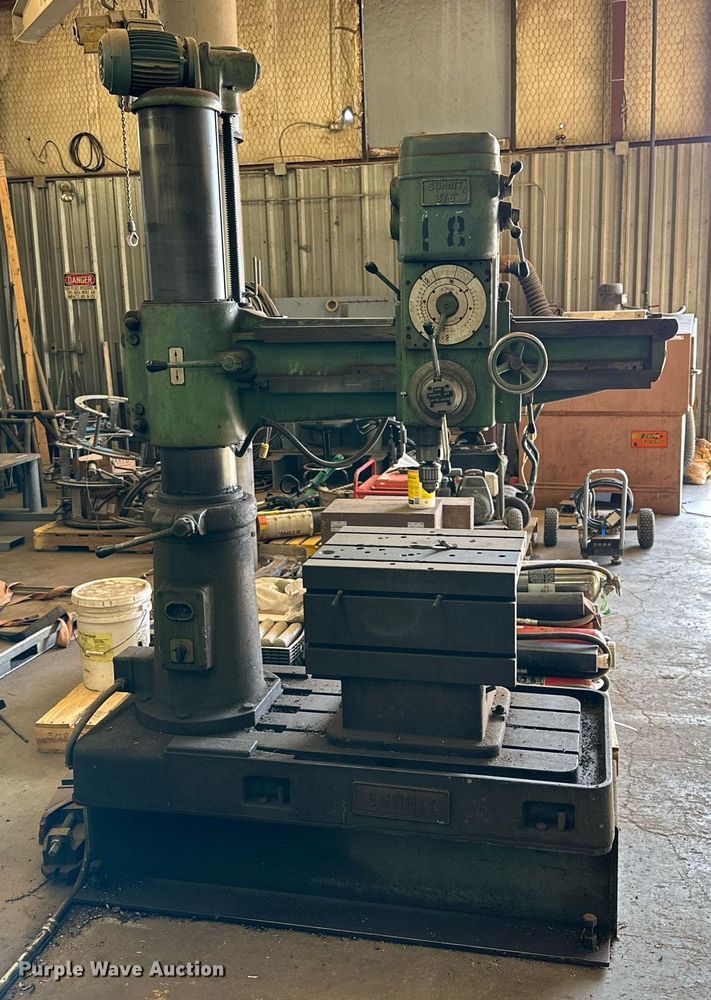 image for item JT9163 Summit  vertical mill