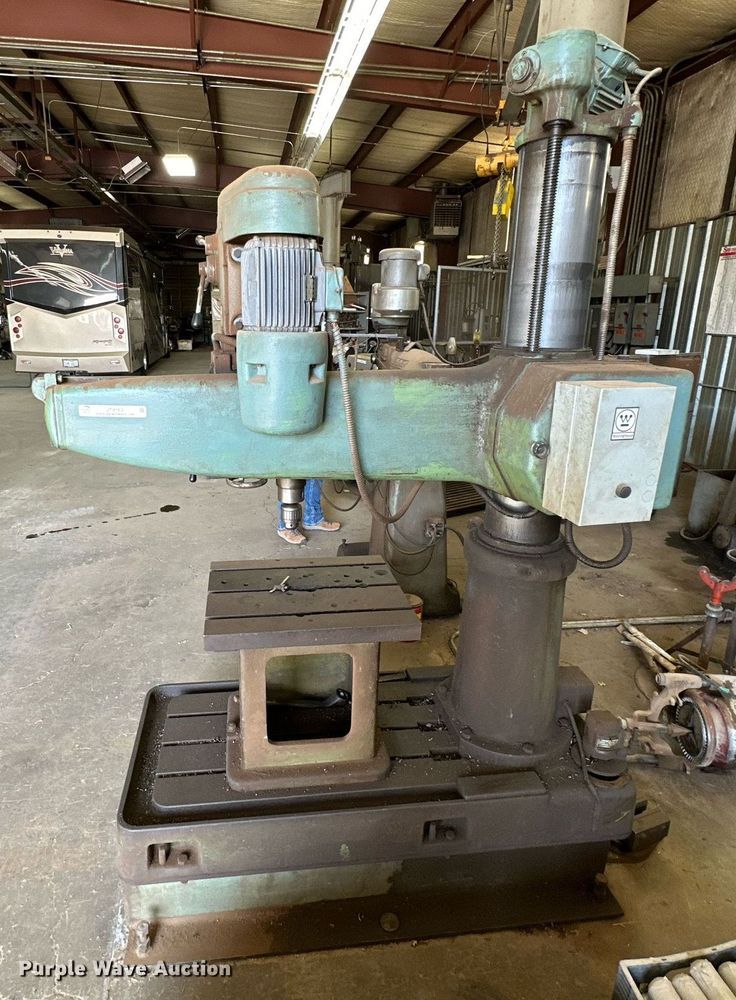 image for item JT9163 Summit  vertical mill