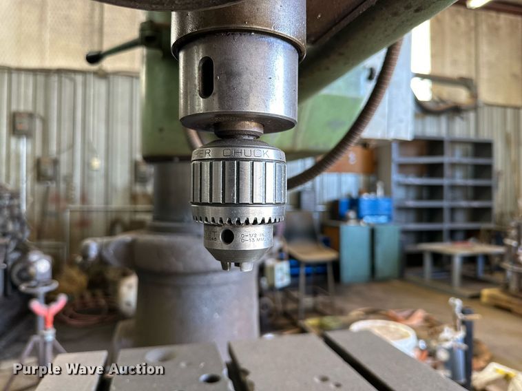 image for item JT9163 Summit  vertical mill