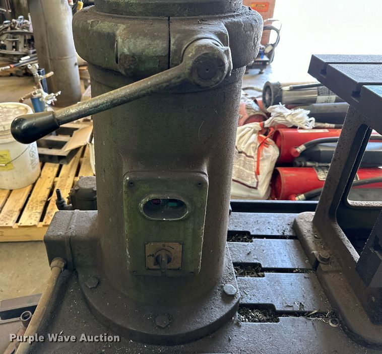 image for item JT9163 Summit  vertical mill