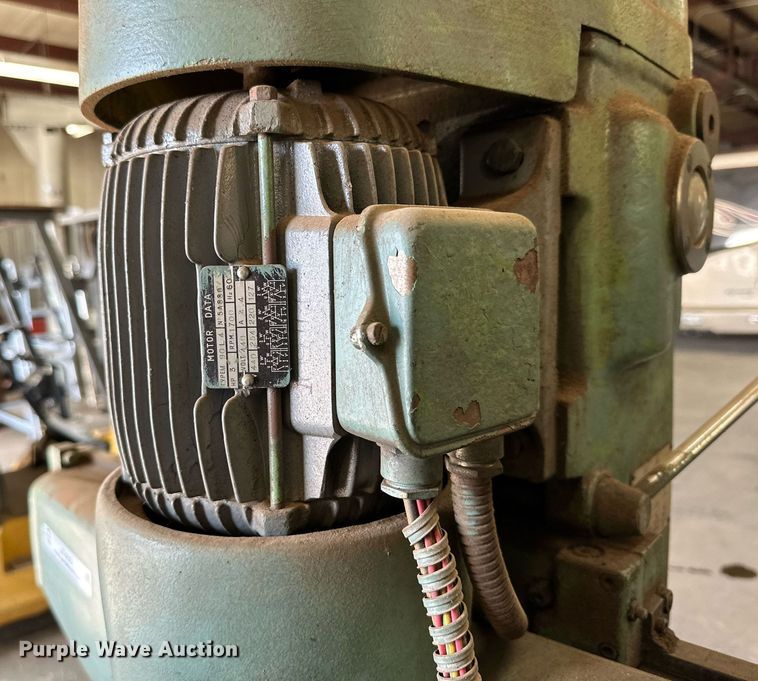 image for item JT9163 Summit  vertical mill