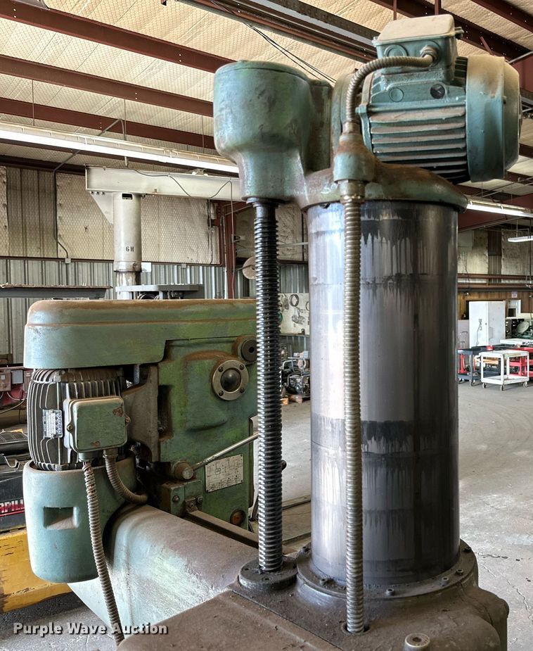 image for item JT9163 Summit  vertical mill