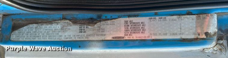 image for item KH9578 2000 Freightliner  FL70 utility / service truck