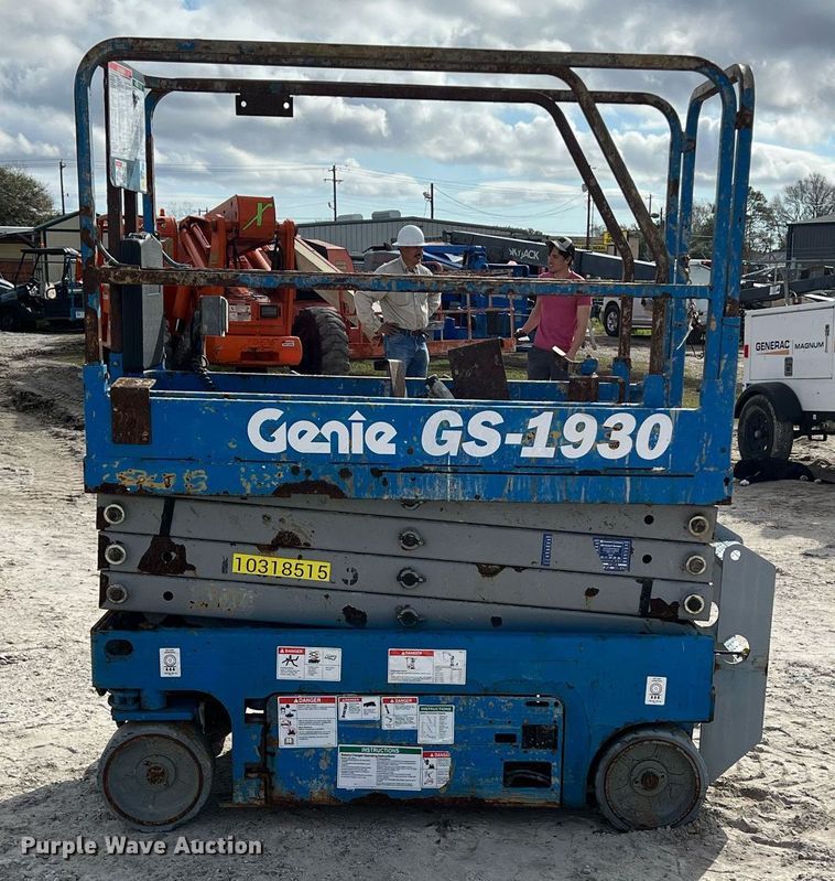 image for item KV9898 Genie  GS-1930 scissor lift
