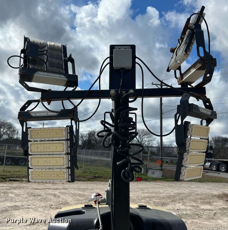 image for item KV9899 2018 Doosan light plant