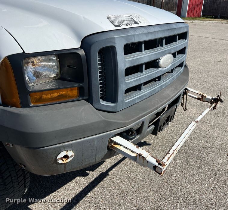image for item KV9909 2007 Ford F550 Super Duty XL bucket truck