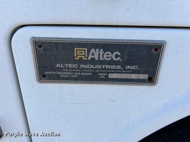 image for item KV9909 2007 Ford F550 Super Duty XL bucket truck