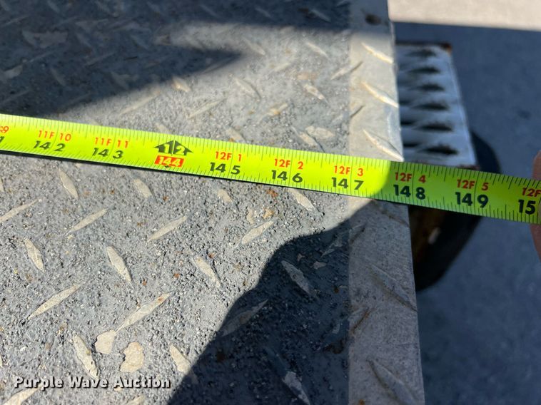 image for item KV9909 2007 Ford F550 Super Duty XL bucket truck