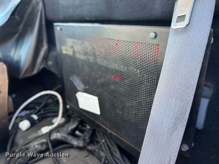 image for item KV9909 2007 Ford F550 Super Duty XL bucket truck