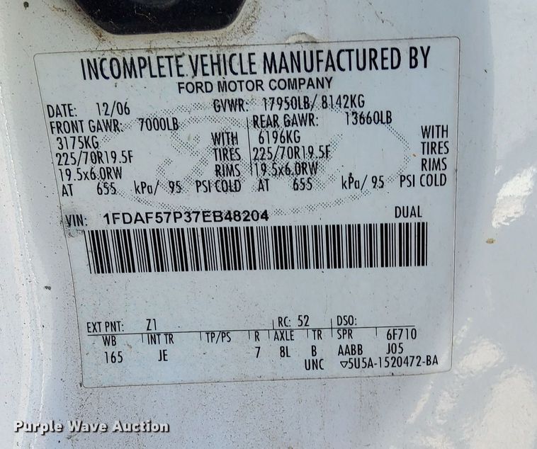 image for item KV9909 2007 Ford F550 Super Duty XL bucket truck