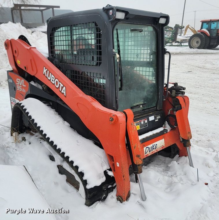 image for item LA9540 2018 Kubota  SVL 95-2s tracked skid steer loader
