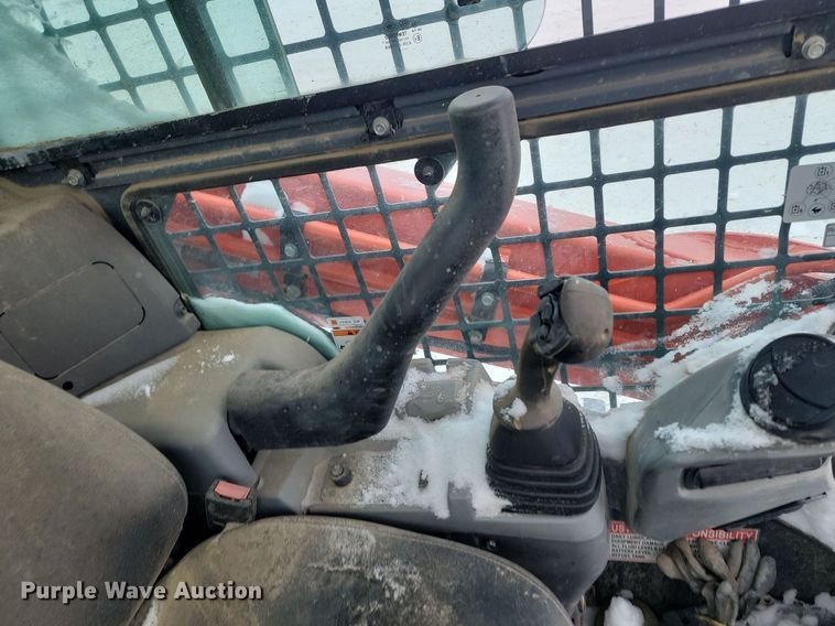 image for item LA9540 2018 Kubota  SVL 95-2s tracked skid steer loader