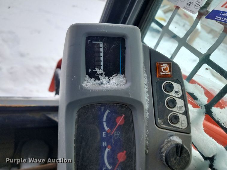 image for item LA9540 2018 Kubota  SVL 95-2s tracked skid steer loader