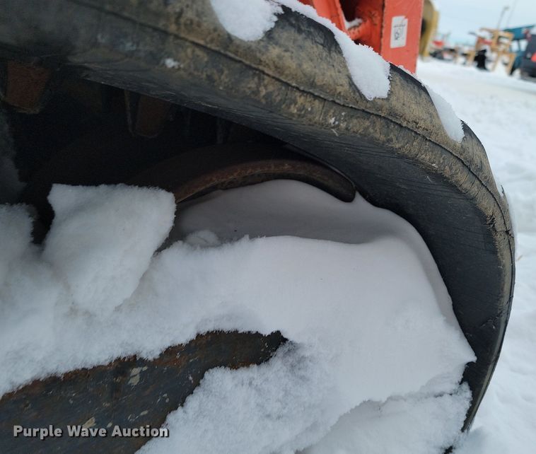 image for item LA9540 2018 Kubota  SVL 95-2s tracked skid steer loader