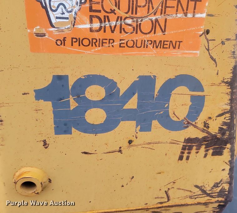 image for item LA9559 1996 Case 1840 skid steer loader