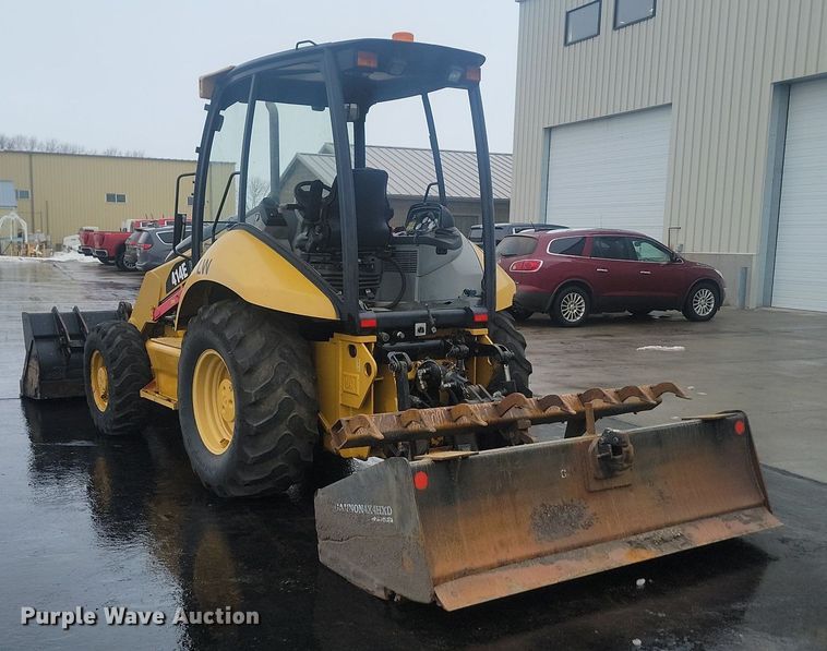 image for item LA9560 2008 Caterpillar  414E IL landscape tractor