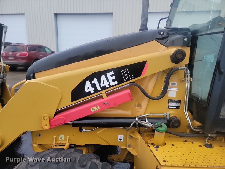 image for item LA9560 2008 Caterpillar  414E IL landscape tractor