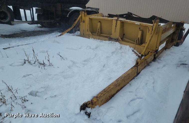 image for item LA9561 Robison  base spreader