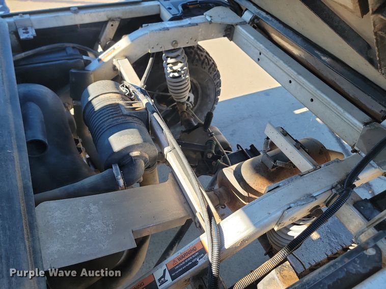 image for item LA9564 2014 Club Car XRT 1550 SE utility vehicle