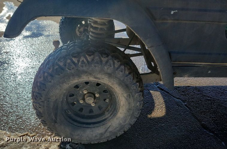 image for item LA9564 2014 Club Car XRT 1550 SE utility vehicle