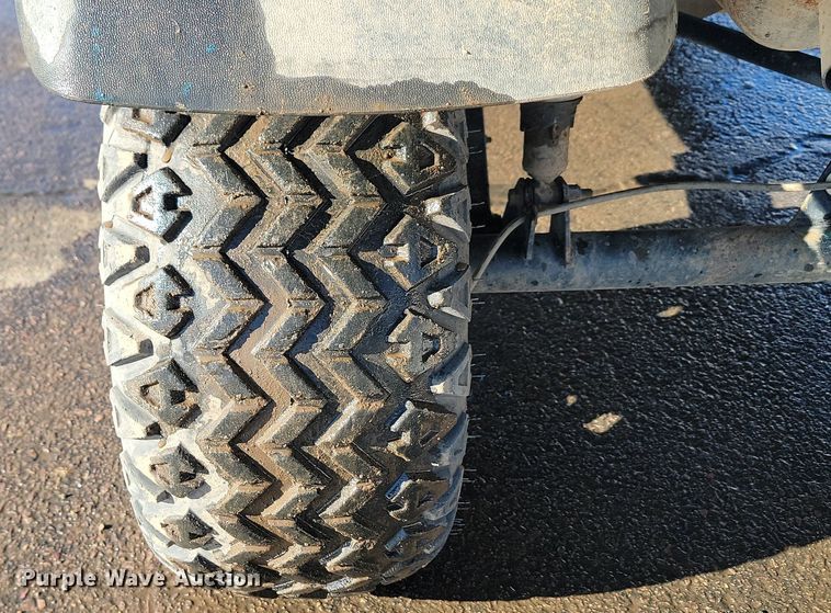 image for item LA9564 2014 Club Car XRT 1550 SE utility vehicle